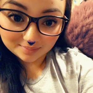 Meet your Posher, Esperanza